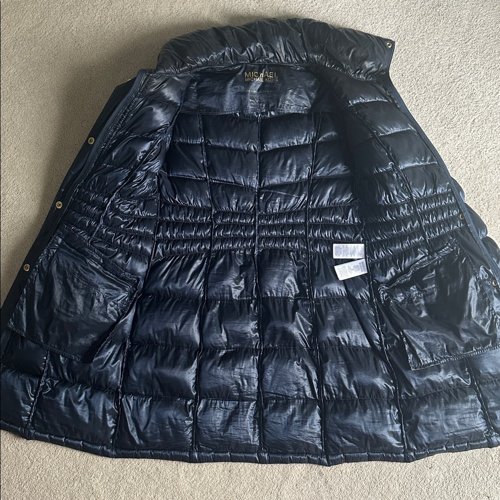 MK Midnight Blue Packable Down Coat - size Medium - Picture 8 of 8